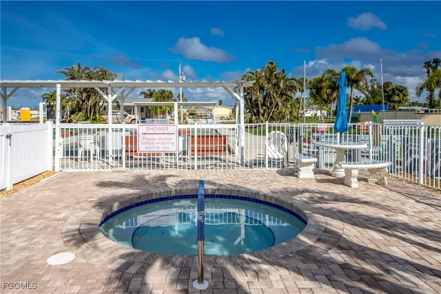 $204,500 | 7020 Drum Drive, St. James City, FL 33956