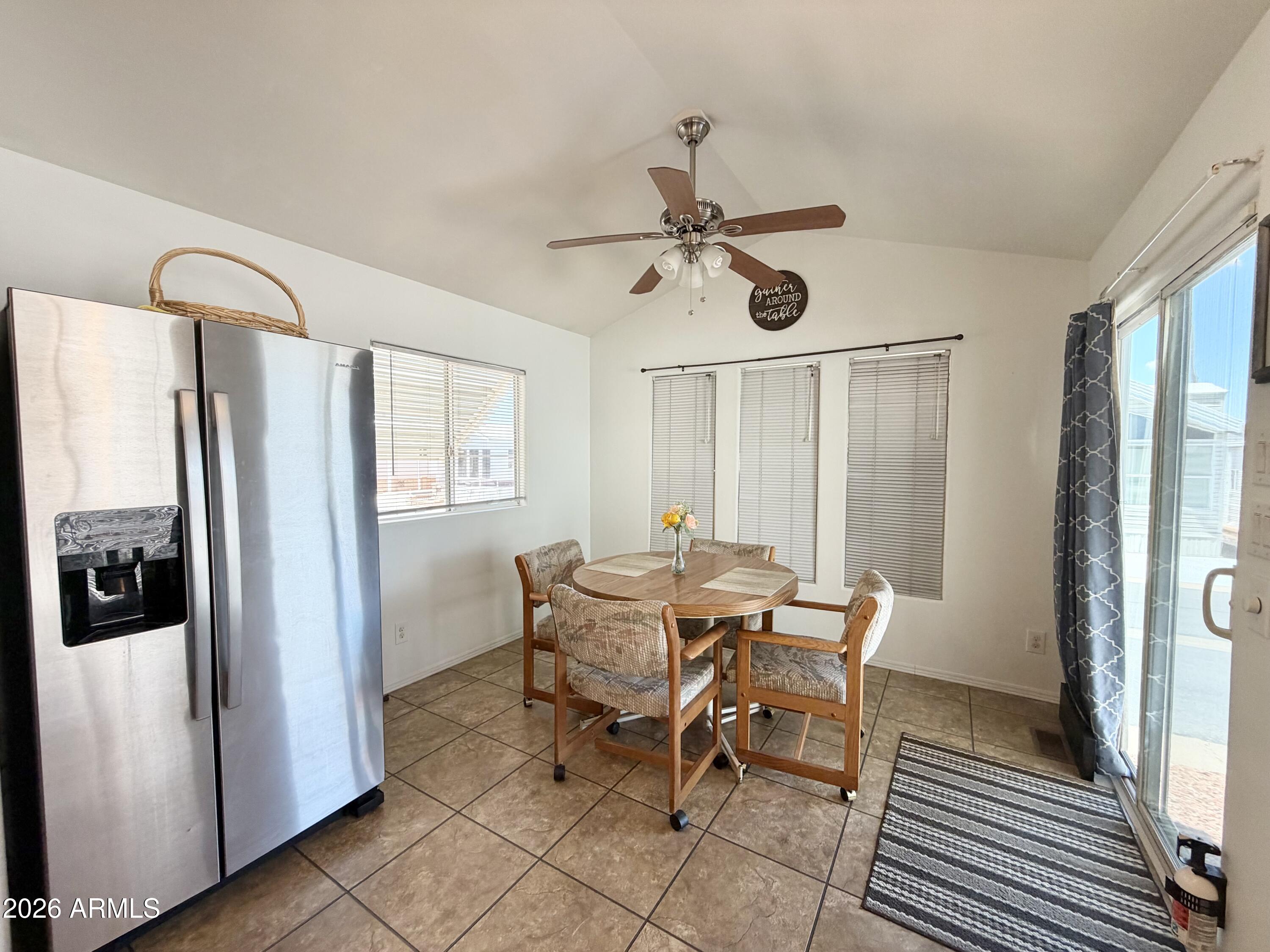 111 South Greenfield Road, Unit 244 Mesa, AZ 85206 - Photo 29 of 69 DINING TABLE