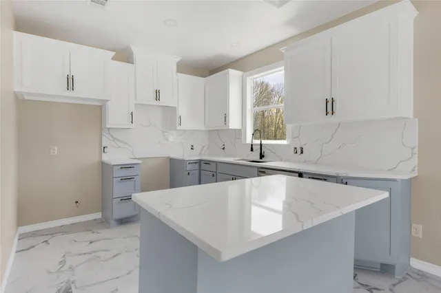 $248,000 | 1309 West Washington Avenue, Navasota, TX 77868