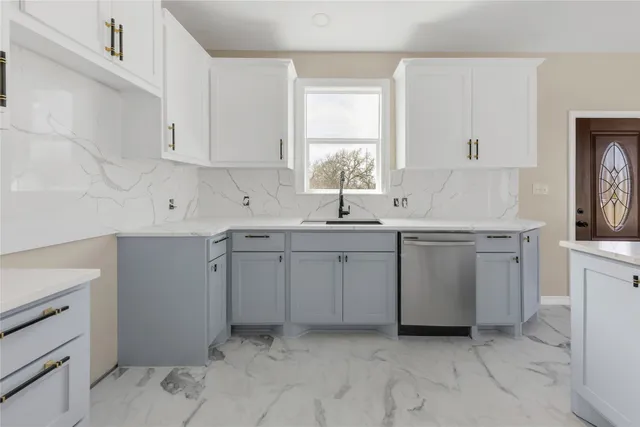 $248,000 | 1309 West Washington Avenue, Navasota, TX 77868