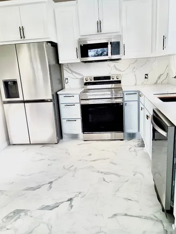 $248,000 | 1309 West Washington Avenue, Navasota, TX 77868