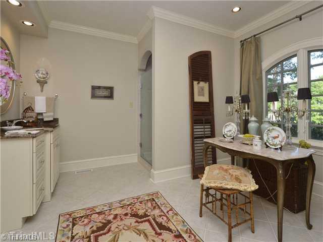 5581 Anson Road Greensboro, NC 27407 - Photo 12 of 16 Master Bath/Spa.