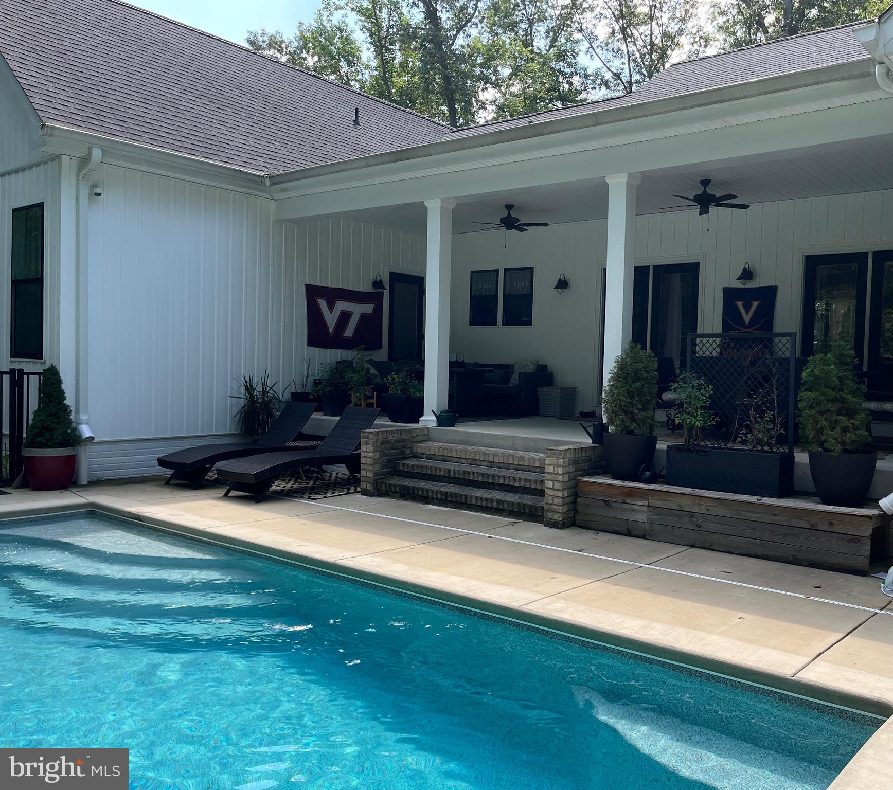 3135 Hunting Creek Road Huntingtown, MD 20639 - Photo 3 of 80