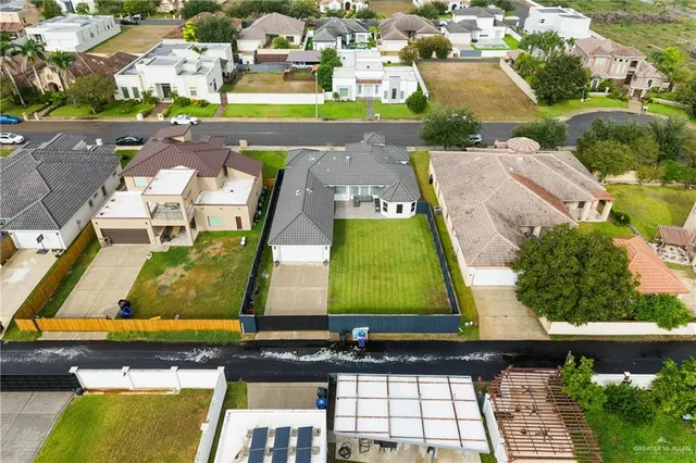 an aerial view of a tennis court