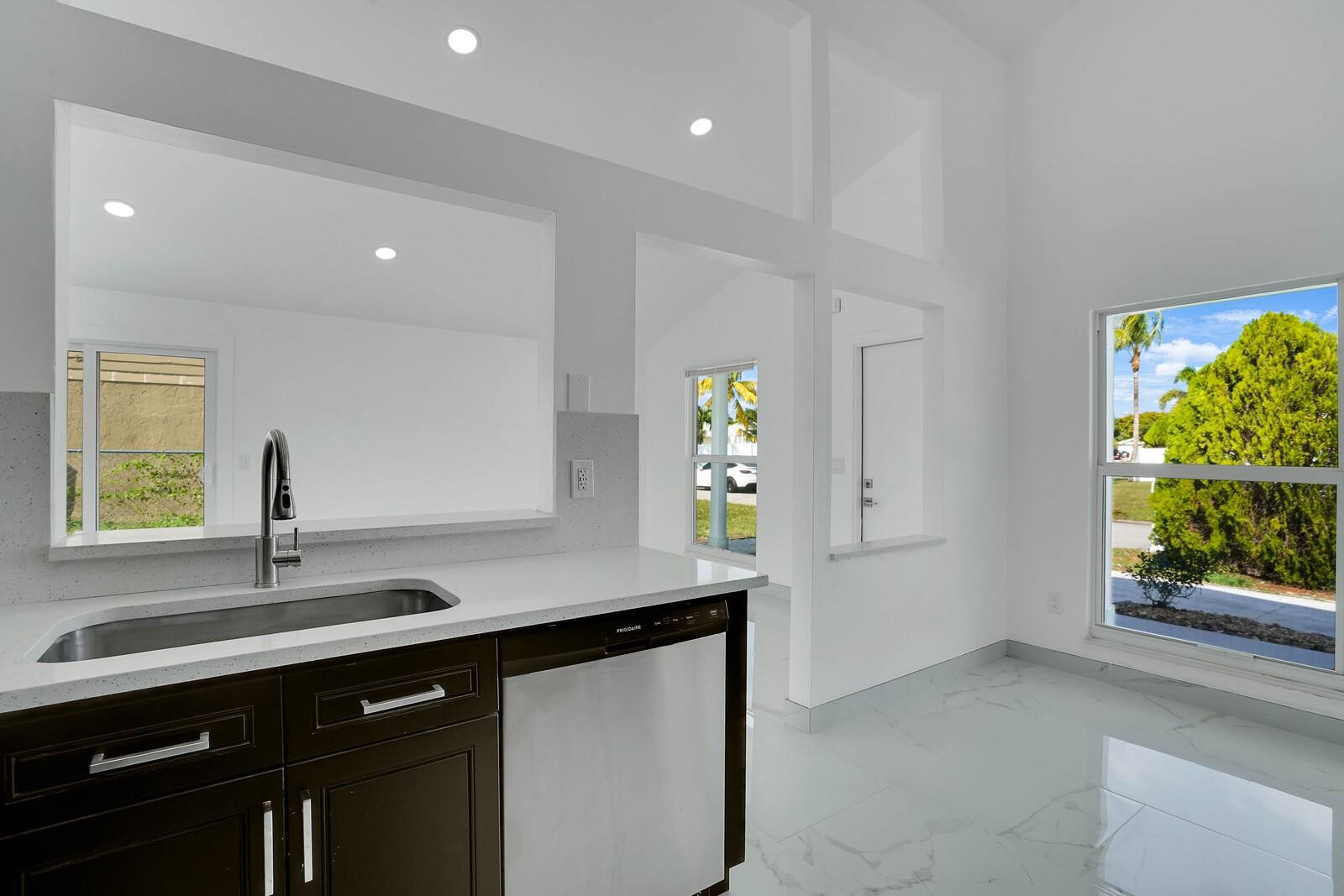 23417 Liberty Bell Terrace Boca Raton, FL 33433 - Photo 6 of 30 Photo 6