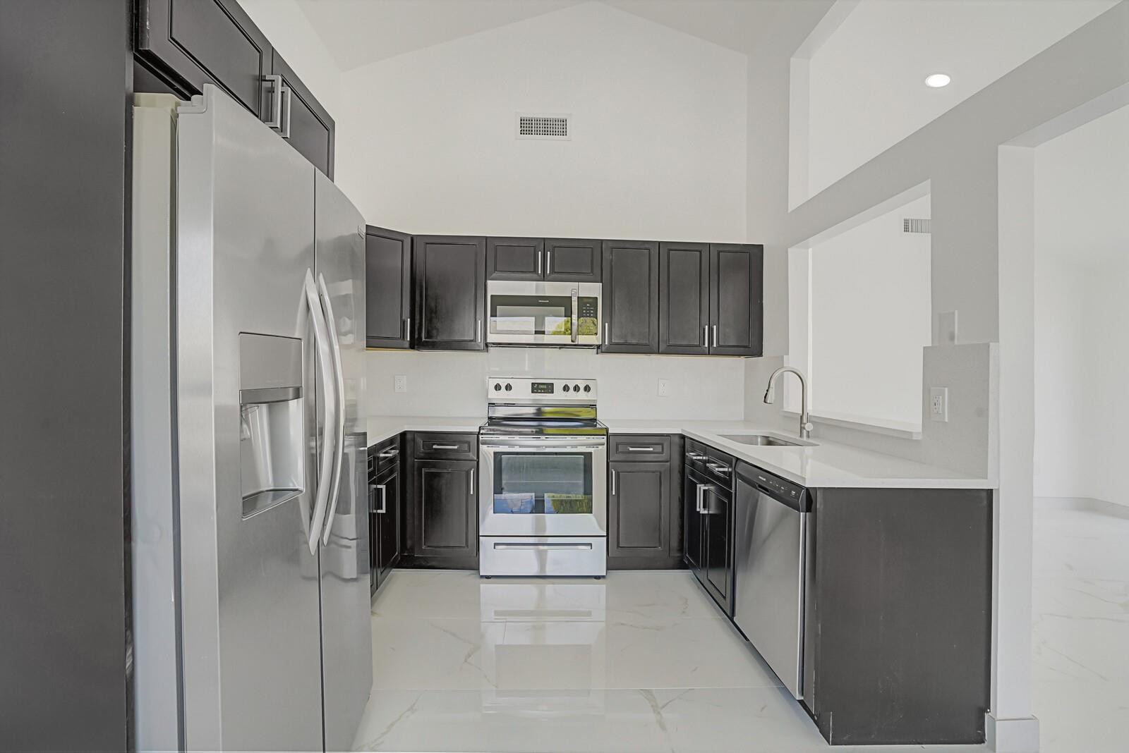 23417 Liberty Bell Terrace Boca Raton, FL 33433 - Photo 7 of 30 Photo 7