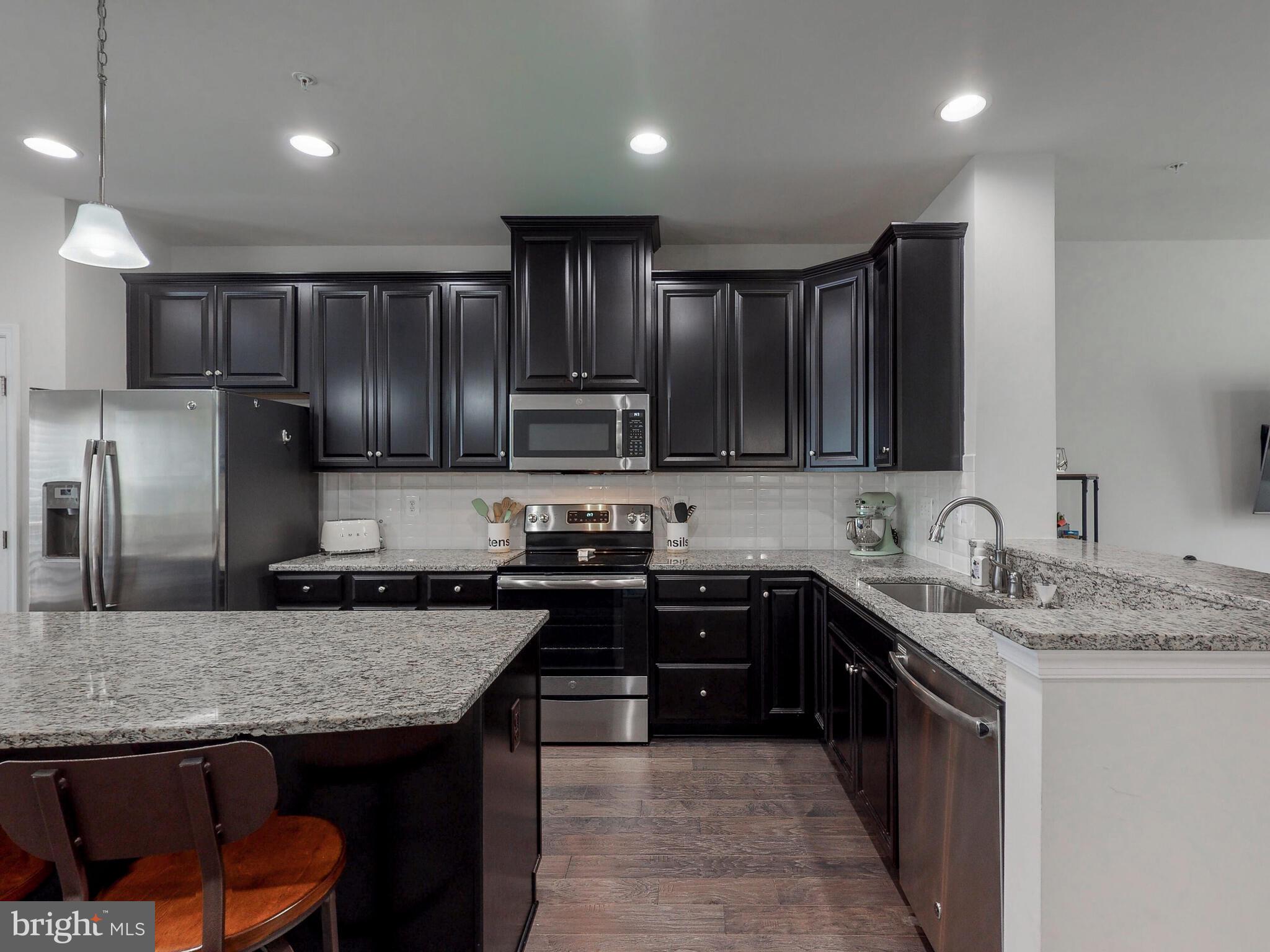 413 Colindale Street Baltimore, MD 21220 - Photo 16 of 48 Kitchen with granite countertops