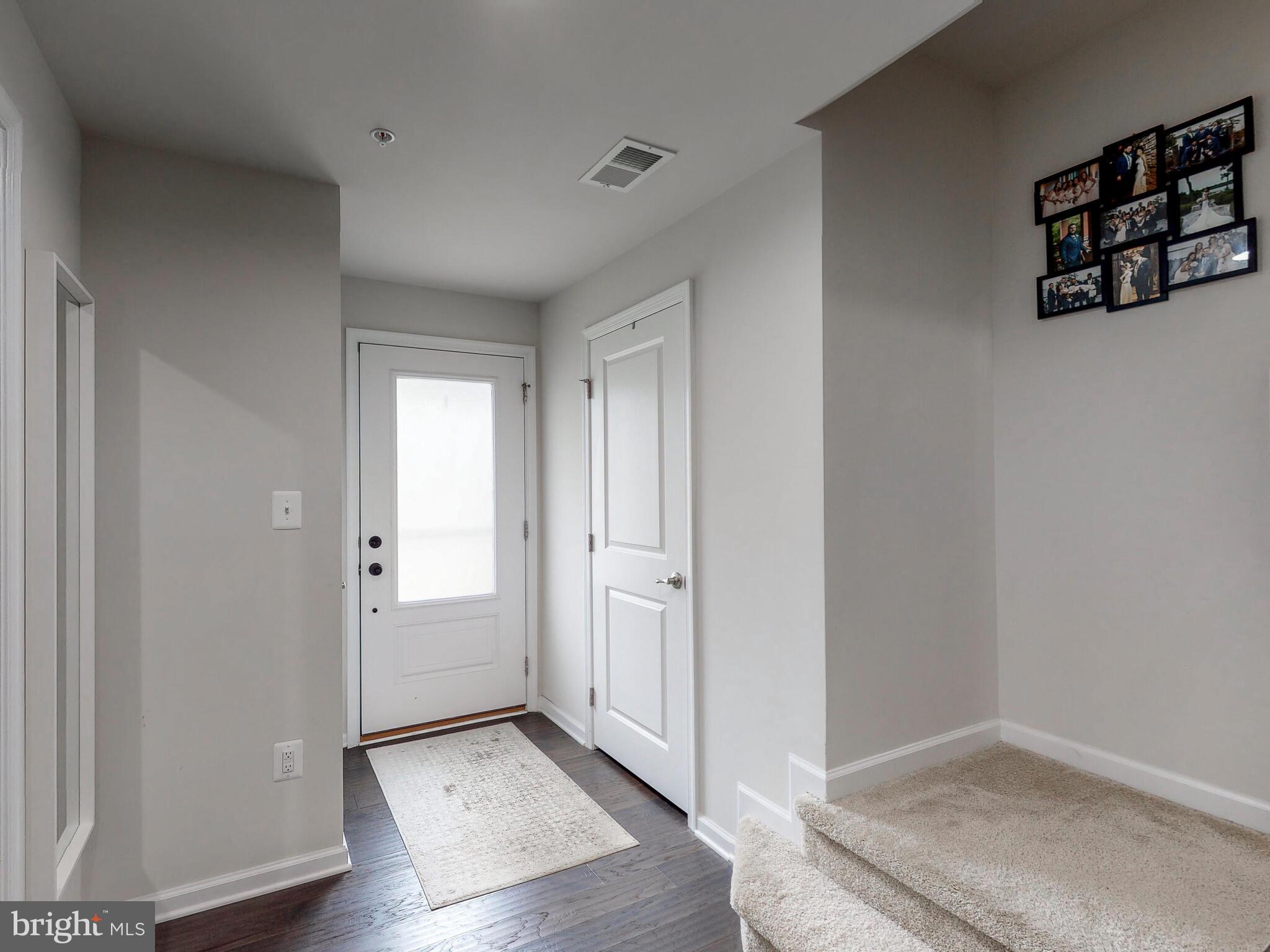 413 Colindale Street Baltimore, MD 21220 - Photo 5 of 48 Foyer