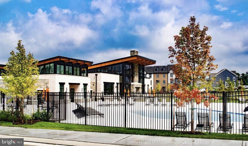 413 Colindale Street Baltimore, MD 21220 - Photo 43 of 48 Club house and outdoor pool