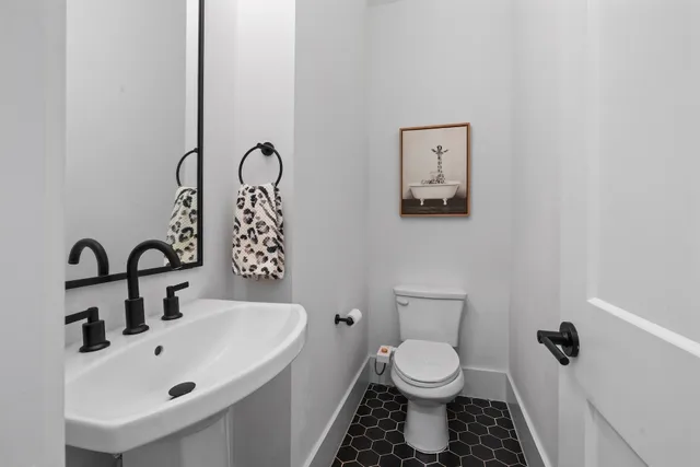 $3,000 | 9019 Wellspring Drive, Houston, TX 77080