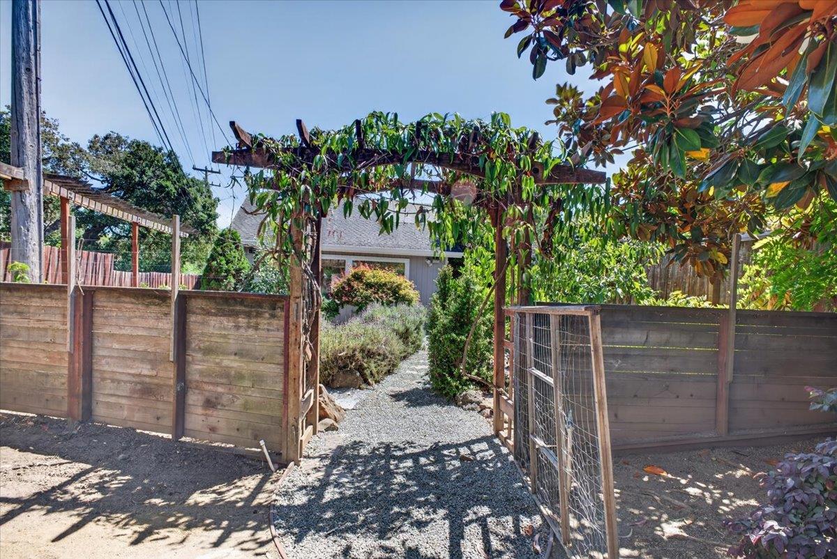 3677 Paper Mill Road Soquel, CA 95073 - Photo 54 of 59