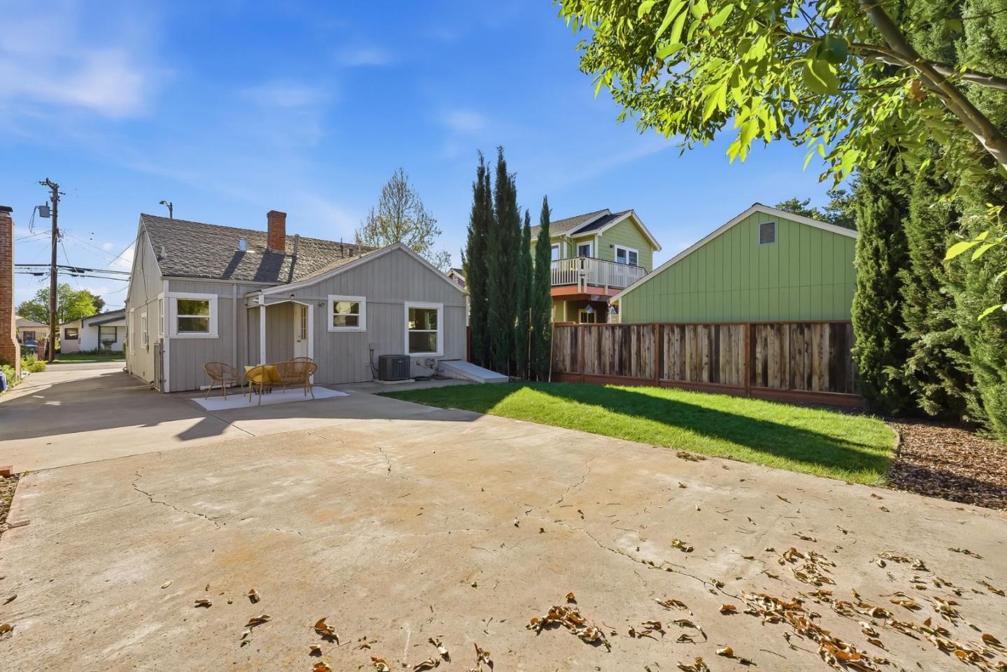 425 Rutland Avenue San Jose, CA 95128 - Photo 9 of 42