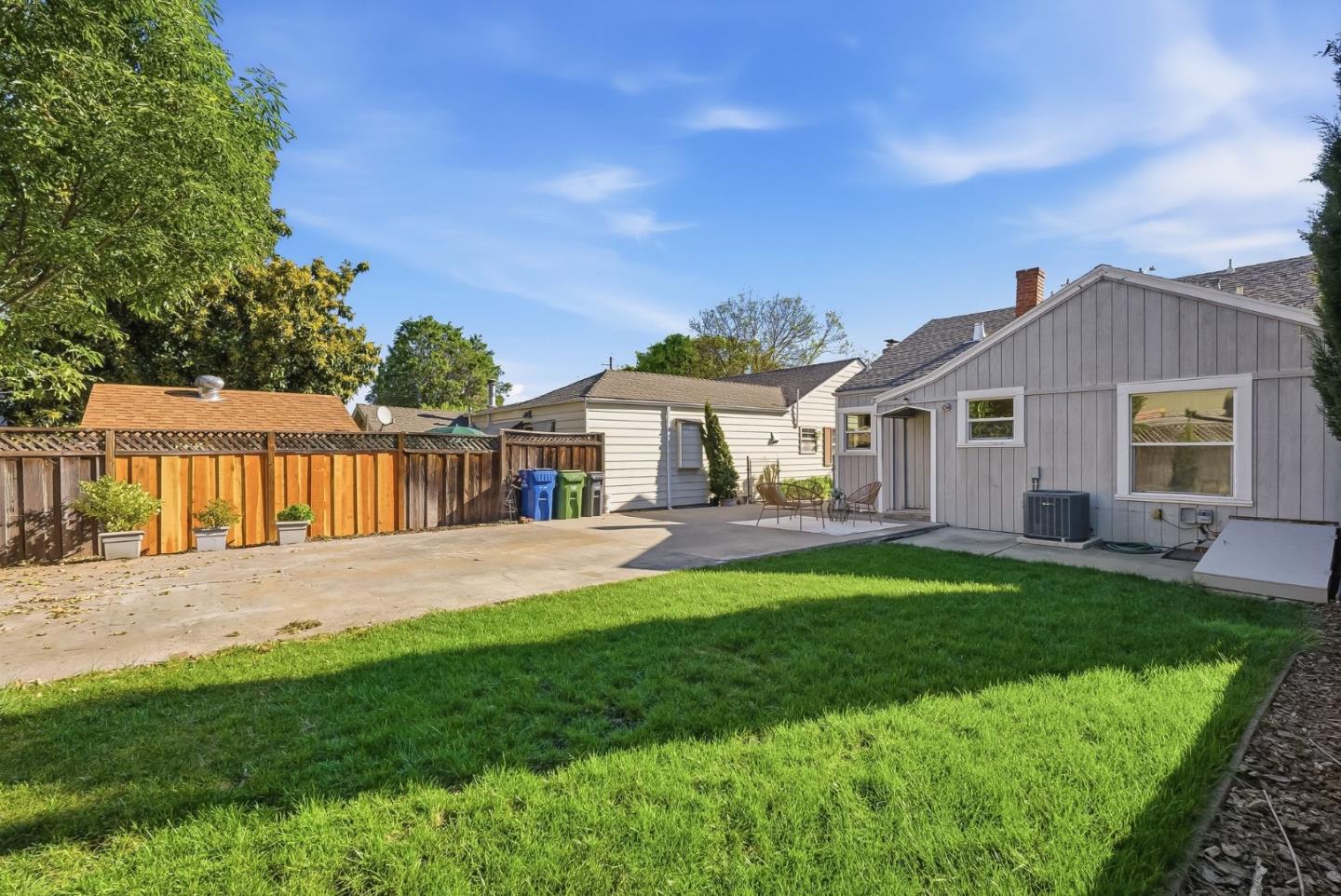 425 Rutland Avenue San Jose, CA 95128 - Photo 10 of 42