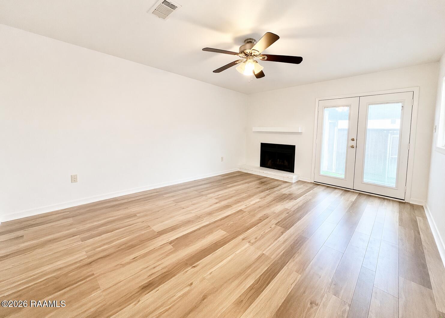 6212 Stumberg Lane, Unit 308 Baton Rouge, LA 70816 - Photo 4 of 13 E9A8D3AB-D236-4B27-BDA3-12A8110CCE23