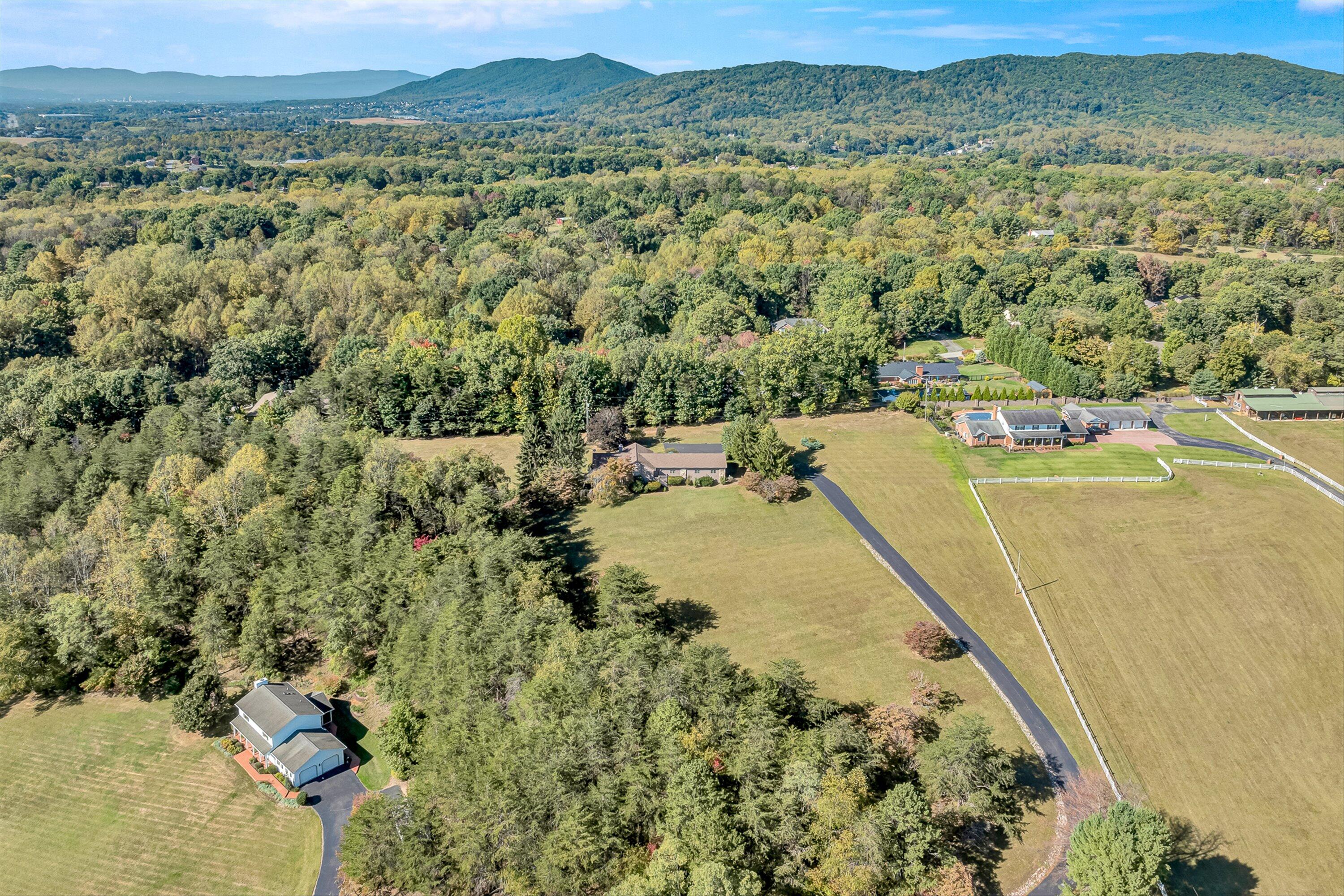 311 Foxcroft Drive Blue Ridge, VA 24064 - Photo 40 of 46 40-VM-0853