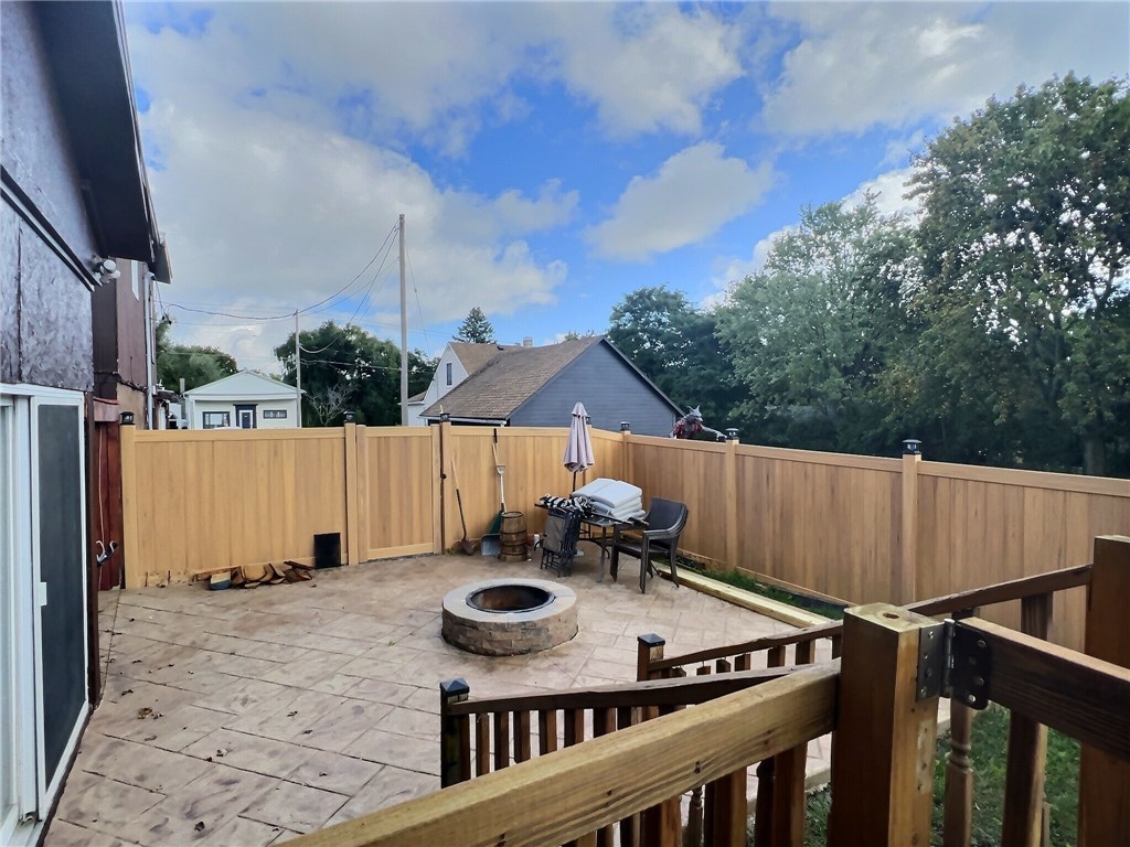 5278 Old Telephone Road Bethany, NY 14054 - Photo 32 of 36 Patio is closed for the season