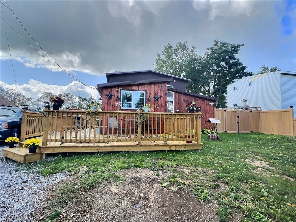 5278 Old Telephone Road Bethany, NY 14054 - Photo 35 of 36 Large front yard with mature apple tree and roses