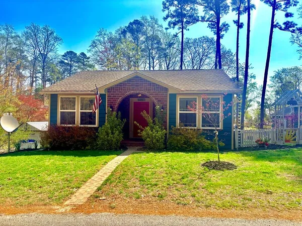 $249,500 | 6183 Wallops Drive, Horntown, VA 23395