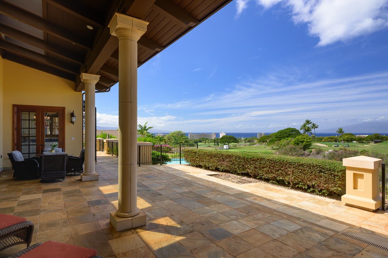 104 Anapuni Loop Lahaina, HI 96761 - Photo 13 of 45 a view of a pathway with a backyard