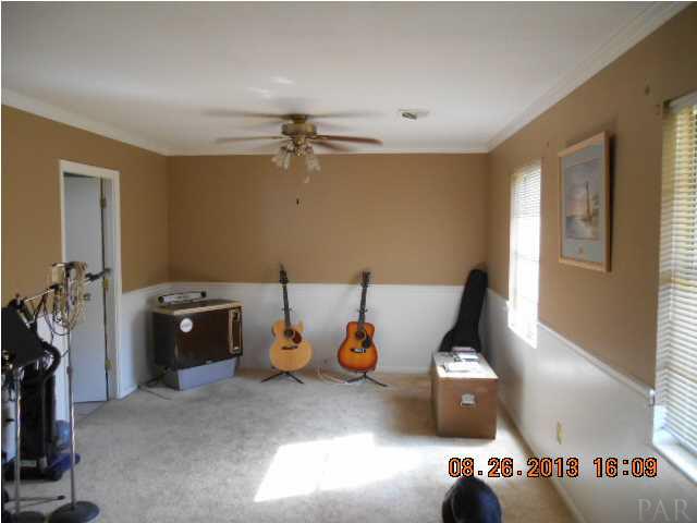 Living Room alternate view