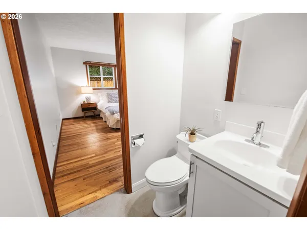 $630,000 | 410 Pleasant Avenue, Astoria, OR 97103