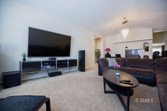 909 Harriet Street Ridgecrest, CA 93555 - Photo 8 of 41
