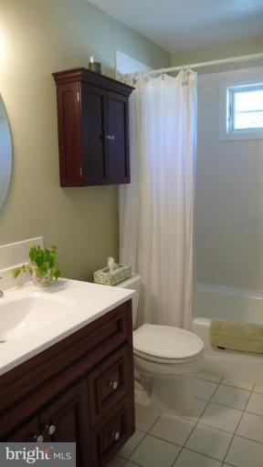 604 Meadowridge Road Towson, MD 21204 - Photo 12 of 19 Bath #3