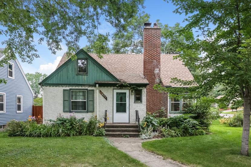 1237 Lealand Road East Maplewood, MN 55109 - Photo 1 of 1 Gallery Image 1