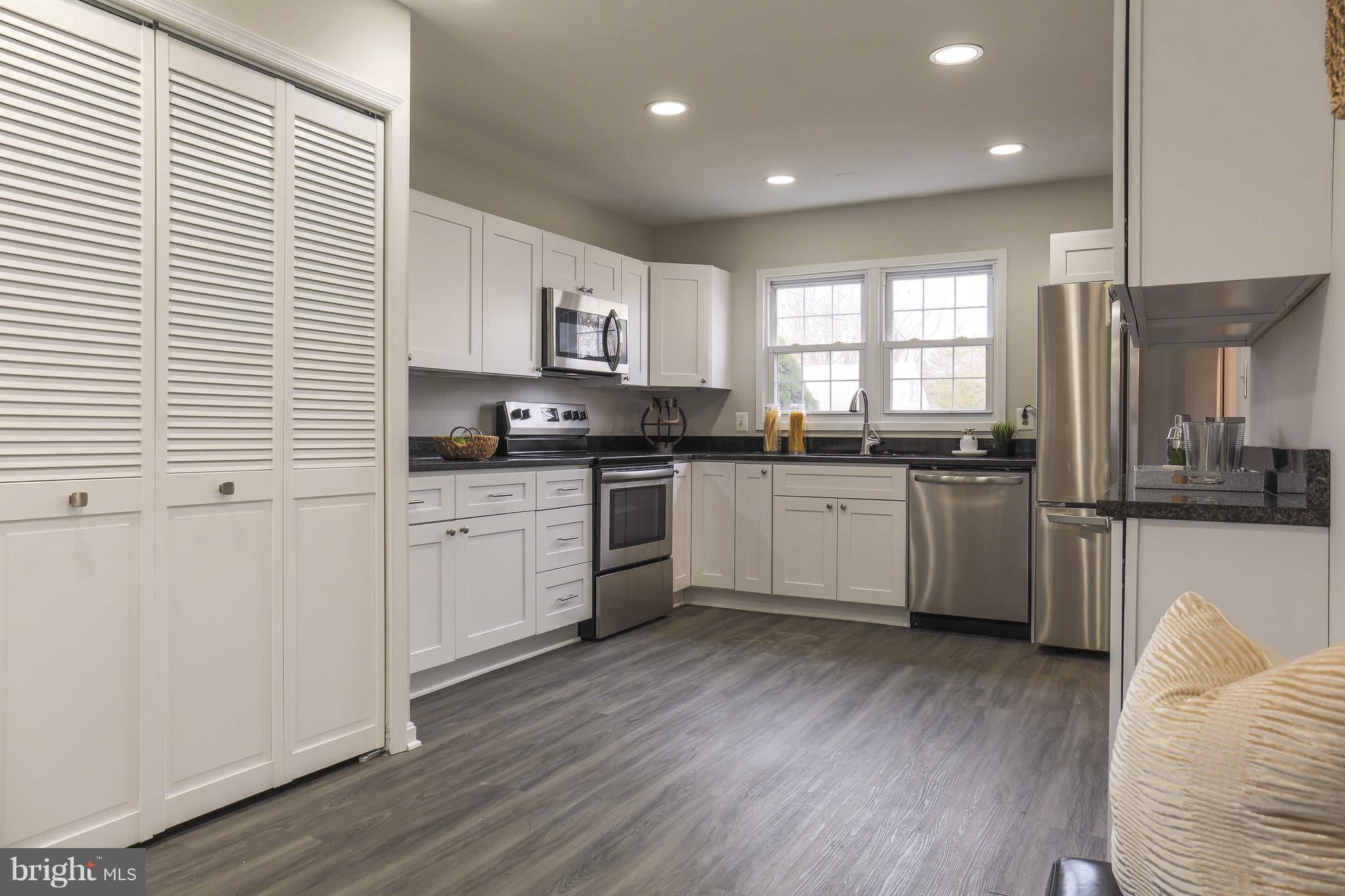 7207 Chamberlain Road Baltimore, MD 21244 - Photo 12 of 42