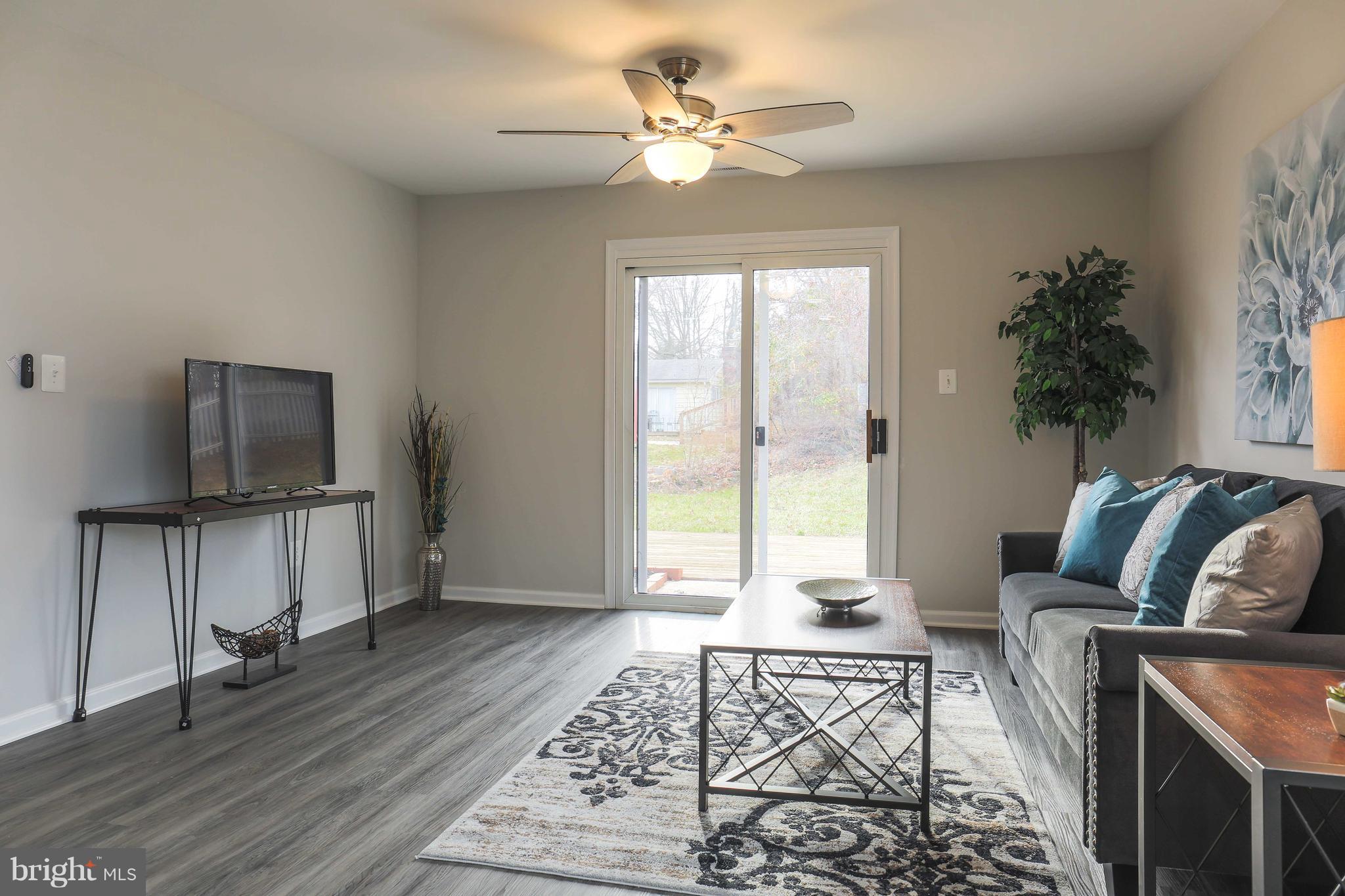 7207 Chamberlain Road Baltimore, MD 21244 - Photo 3 of 42