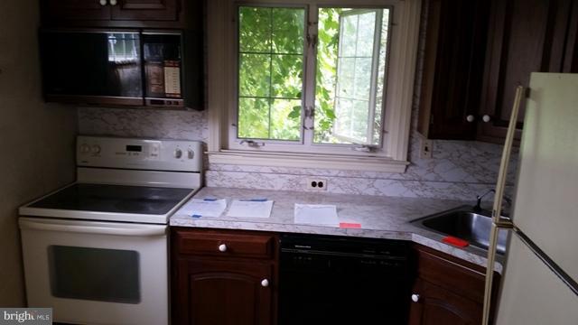 8749 Old Harford Road Baltimore, MD 21234 - Photo 2 of 14 Kitchen