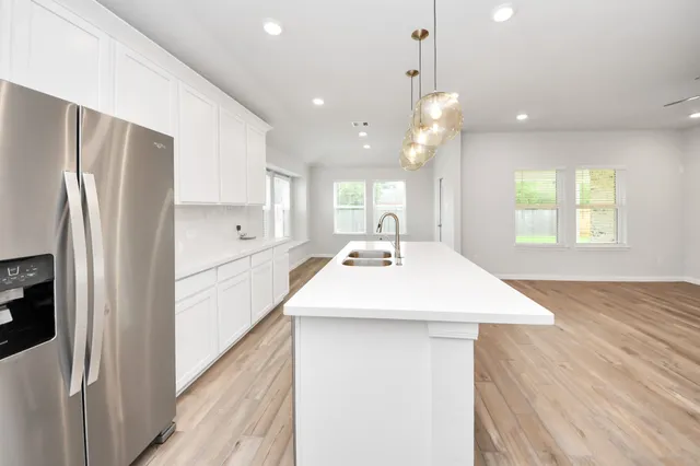 $299,432 | 1934 32nd Avenue, Texas City, TX 77590