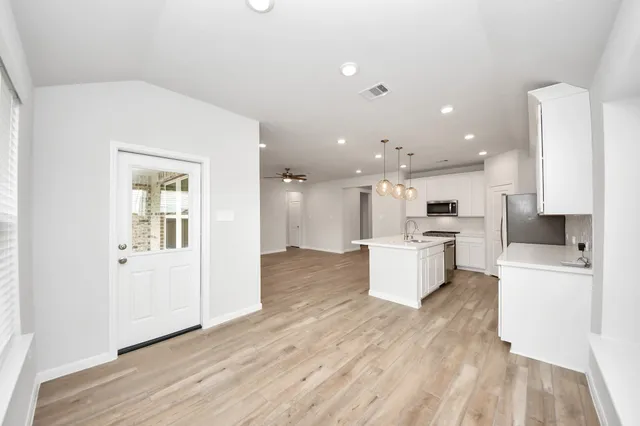 $299,432 | 1934 32nd Avenue, Texas City, TX 77590