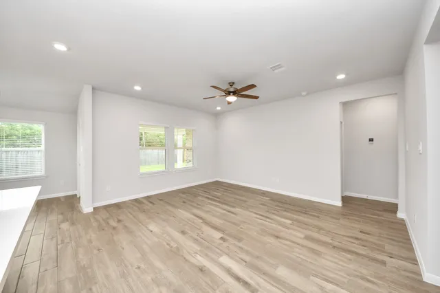 $299,432 | 1934 32nd Avenue, Texas City, TX 77590