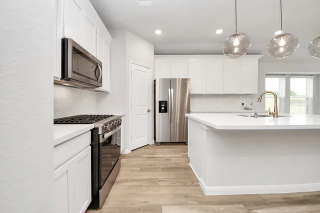 $299,432 | 1934 32nd Avenue, Texas City, TX 77590