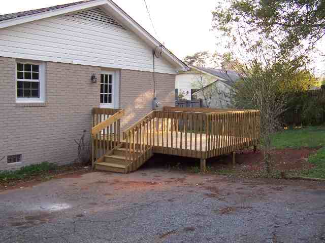 102 Roper Street Easley, SC 29640 - Photo 2 of 3