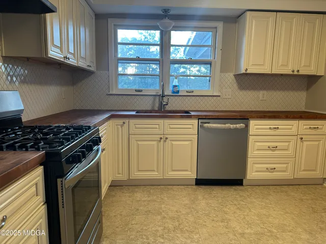 $185,000 | 2526 Old Holton Road, Macon, GA 31204