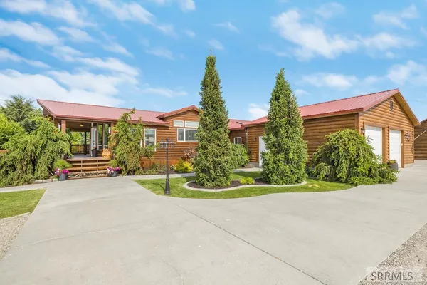 $1,890,000 | 4027 East Lincoln Road, Idaho Falls, ID 83401