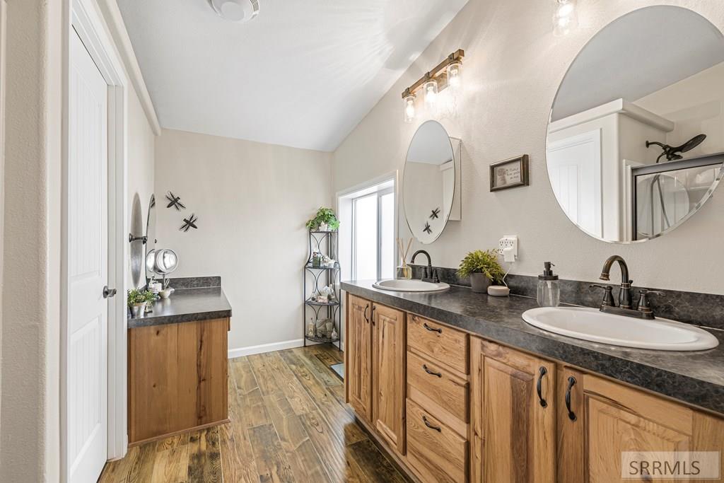 4027 East Lincoln Road Idaho Falls, ID 83401 - Photo 13 of 51