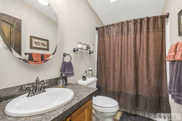 $1,890,000 | 4027 East Lincoln Road, Idaho Falls, ID 83401