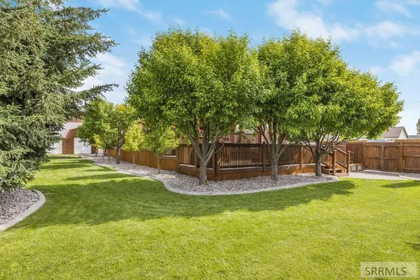 $1,890,000 | 4027 East Lincoln Road, Idaho Falls, ID 83401