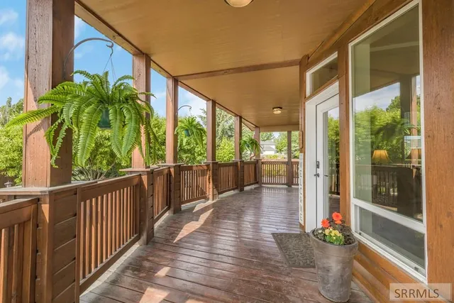 $2,100,000 | 4019 East Lincoln Road, Idaho Falls, ID 83401