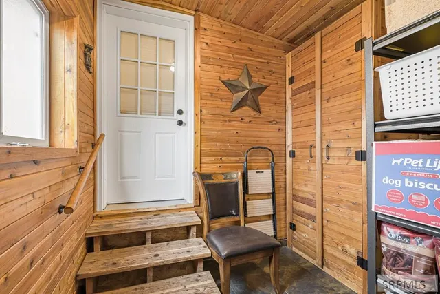 $2,100,000 | 4019 East Lincoln Road, Idaho Falls, ID 83401