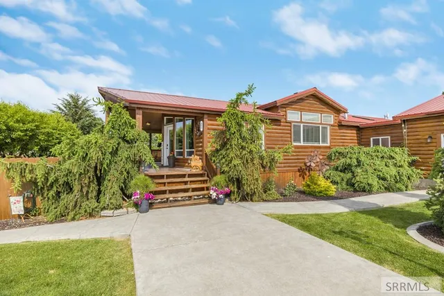 $2,100,000 | 4019 East Lincoln Road, Idaho Falls, ID 83401