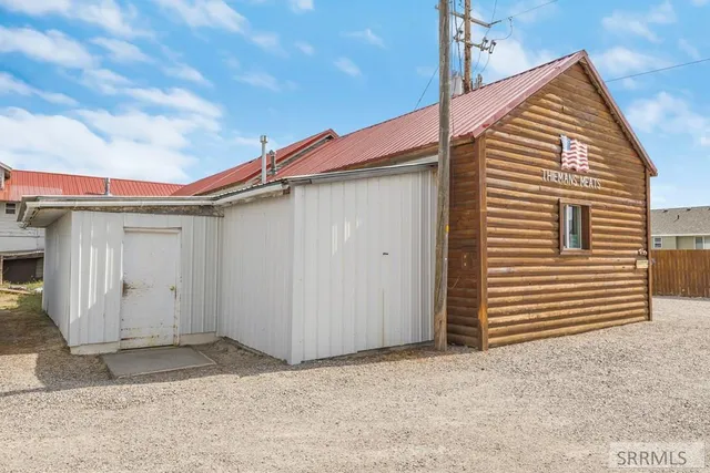 $2,100,000 | 4019 East Lincoln Road, Idaho Falls, ID 83401