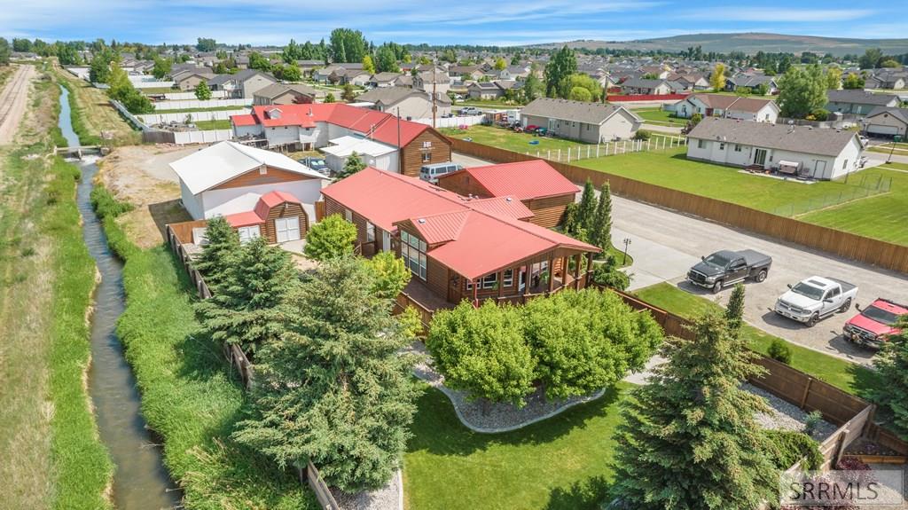 4027 East Lincoln Road Idaho Falls, ID 83401 - Photo 4 of 51