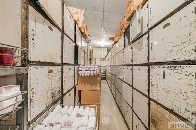 $2,100,000 | 4019 East Lincoln Road, Idaho Falls, ID 83401