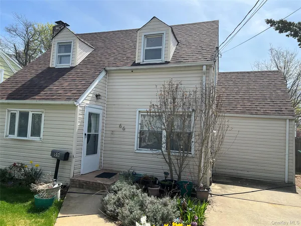 $3,600 | 66 East Seaman Avenue, Freeport, NY 11520
