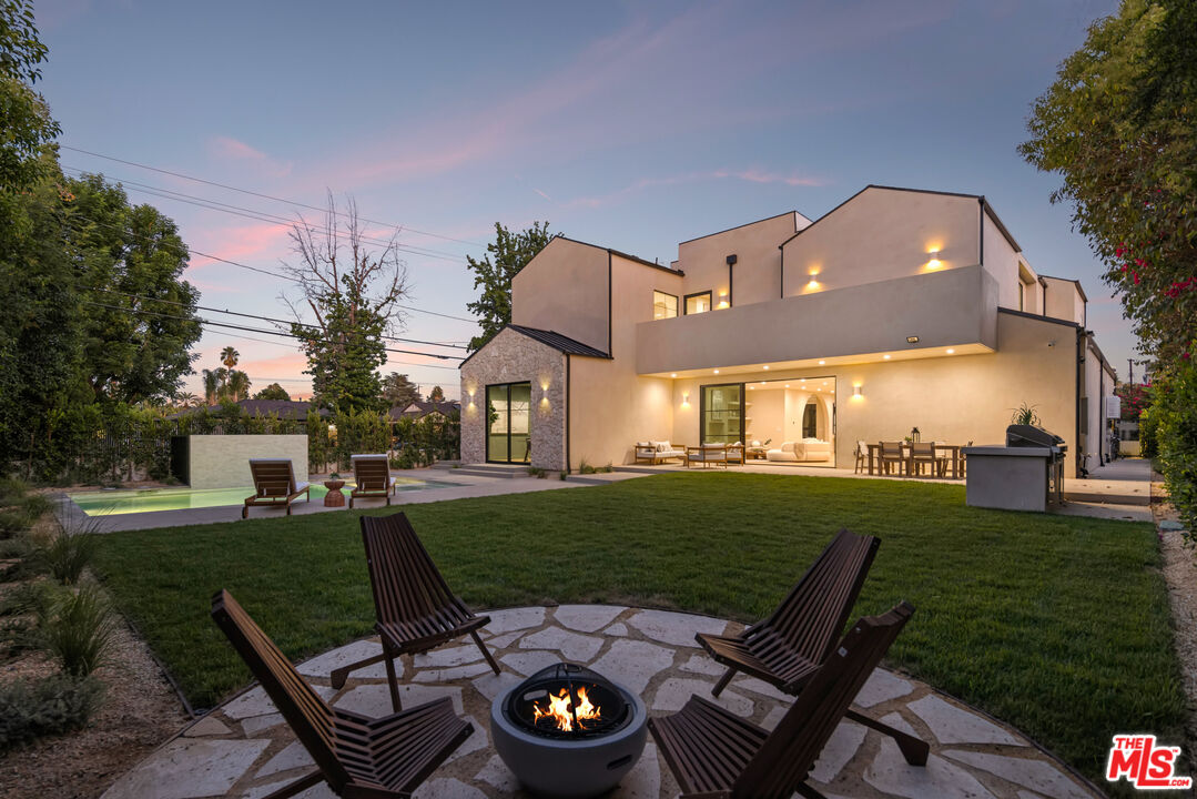 16643 Addison Street Encino, CA 91436 - Photo 30 of 32