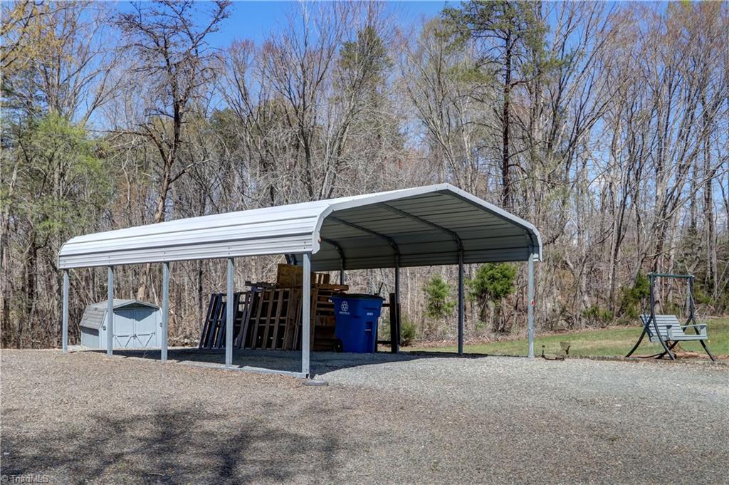 1166 Rockingham Lake Road Reidsville, NC 27320 - Photo 5 of 26 Gallery Image 5
